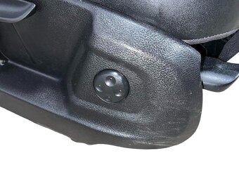 S-Line sedačky černá kůže Audi Q5 8R S-Line r.v. 2010 - 7