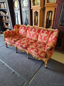 Bohatě vyřezávaná zámecká sofa - 7