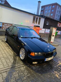 Bmw e36 323ti - 7