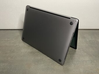 Apple MacBook Pro 15" 2016 / SSD 256GB / SG - 7