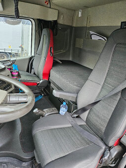 Lesovůz - odvozní souprava na dřevo, Volvo, klanicový návěs. - 7