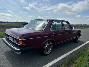 Mercedes W123 300D piano TOP STAV - 7