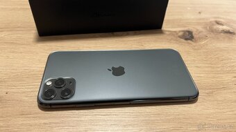 Apple iPhone 11 Pro Max 256GB, příslušenství, 4990Kč - 7