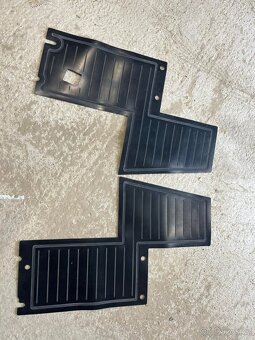 Gumové rohože (koberečky) do kabiny pro traktory Zetor. - 7