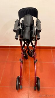 Čtyřkolové odlehčené chodítko DMA 101 - 7