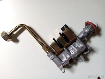 JUNKERS ZR 24-3AE 23 a JUNKERS ZWE 24-2AE 23 - 7