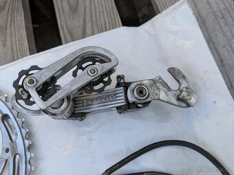 Díly na kolo Favorit - 7