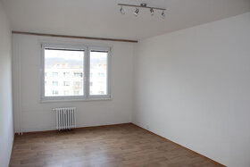 Prodej rekonstruovaného bytu 2+1 s lodžií na Střekově v ul. - 7