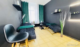 Kosmetický salon na pronajem 51 m2, samostatný vstup z ulice - 7