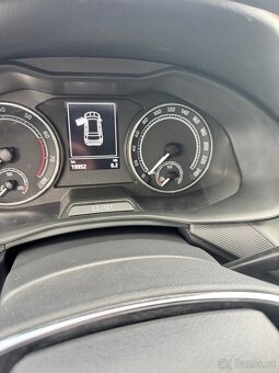 Škoda kamiq 9/23 1.0tsi 81 kw Nové v Cz - 7