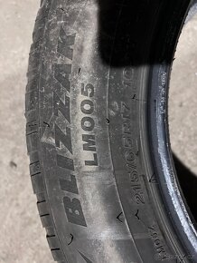 Zimní Bridgestone 215/65 R17 - 7