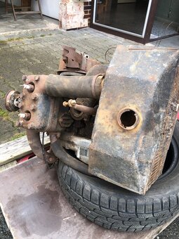 Motor včetně prevodovky z Tempo, Goliath. - 7