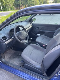 Renault Clio II Van 1.2 - 7