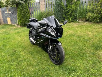 Yamaha r7 - 7