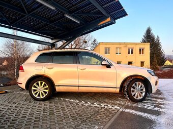 Touareg 3.0 V6 180 kW Exclusive nezávislé topení, vzduch - 7