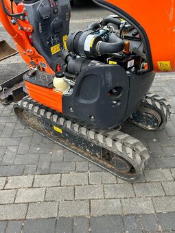 Minibagr Kubota U10 s nulovým přesahem zádě - 7