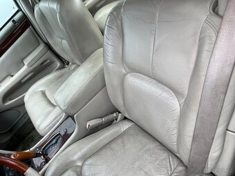 Cadillac Seville - 7
