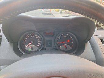 Renault Megane 1.4i, 72kW, 2004 - 7