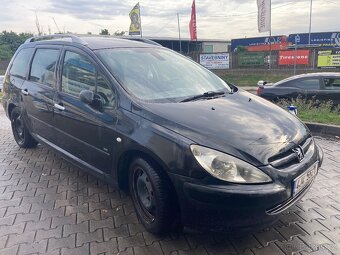 Peugeot 307 1.6 HDI. Rok 2005. 7 místné, tažné, klima - 7