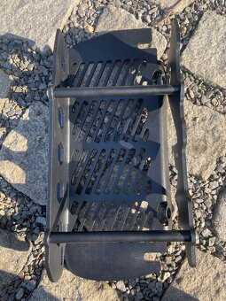 Rozpěrky/kryty chladičů - 7