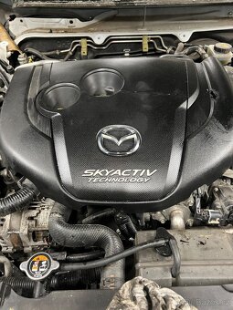 Mazda 3 2.2 110 kw skyactiv rv 2017 Black limited - 7