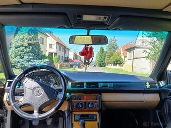 Prodám Mercedes-Benz W124 200D s manuální převodovkou - 7