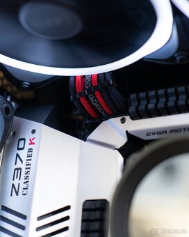 CUSTOM HERNÍ PC - i7-8086K / 32GB / 1TB SSD / RTX 2080 TI - 7