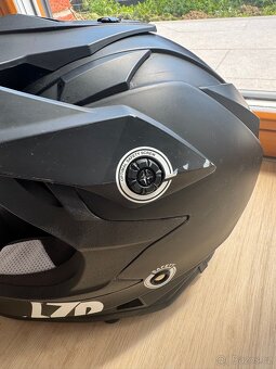 Helma na motorku Lazer - 7