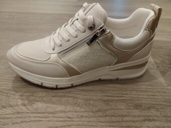 Prodám dámské boty Tamaris - 7