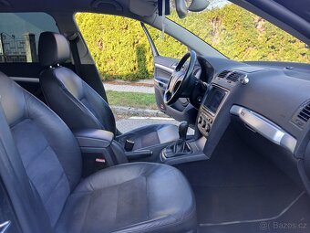 Škoda Octavia Scout 2.0tdi 4x4 - 7