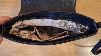 Dámská kabelka - 7