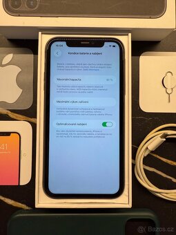 iPhone 11 64gb - Nejnovější iOS - 7