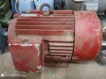Patkový elektromotor Mez Mohelnice - 7