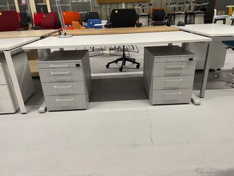 Kancelářský nábytek Steelcase - 7
