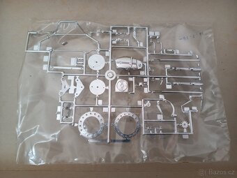 Model ČZ 250 "žluťák" moto cross Protar 1:9 (nesložený) - 7