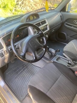Mitsubishi L200 - 7