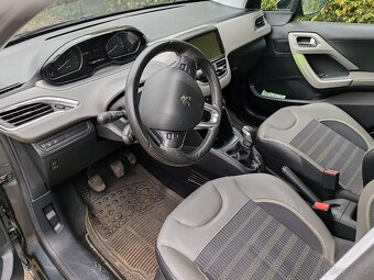 Prodám Peugeot 208, 2016, 30000km - 7