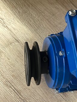 Třífázový elektromotor (Vybo 3-Phase asynchronous motor) - 7