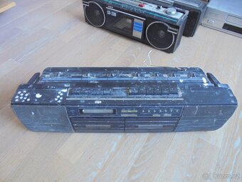 3 ks vintage boombox Sony, Toshiba, Aiwa - 7