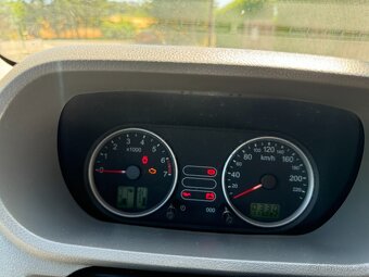 Ford Fusion 1.6 74KW - Klimatizace, Tažné, STK do 3/2027 - 7