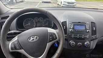 Hyundai i30 kombi 1,4i - 7
