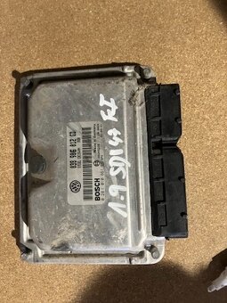 Různé řídící jednotky VW, Škoda - 7