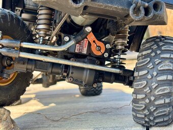 RC Expediční speciál s podvalem – unikátní offroad stavba - 7
