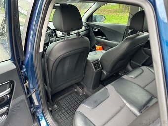 Kia Niro -1.6 77kw Hybrid koupeno v Čr-dědictví - 7