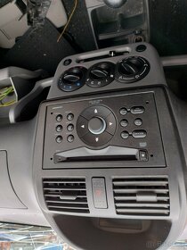 Suzuki IGNIS 1,3i VVT 2006 69kW JEN 68TKM, DILY z vozů - 7