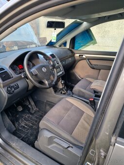 Volkswagen Cross Touran na náhradní díly - 7