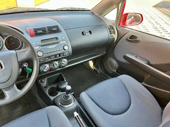 Honda Jazz 1.2 i-DSI, 57 kw, benzín, KLIMA, 2004, ČR - 7