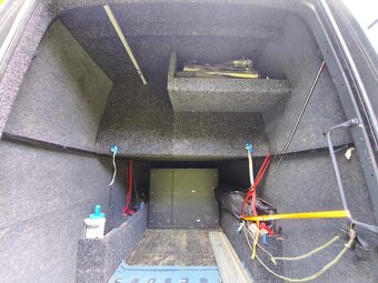 VW Crafter 2,5 2010 100 kW ÚPRAVA NA PŘEPRAVU MOTO, odp DPH - 7