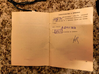 Neco sovětské + záruční list - aktuální jen do 10.prosince - 7