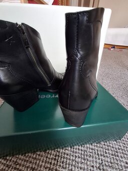 Stylové kotníkové kožené boty - 7